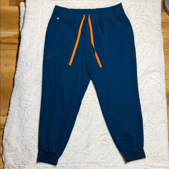 Figs Pants - Figs Zamora Jogger Scrub with Orange Drawstring